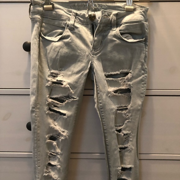 American Eagle Ripped Jeans - Picture 2 of 2